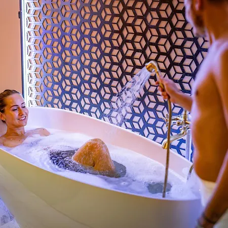 Lovely Spa Wellness *